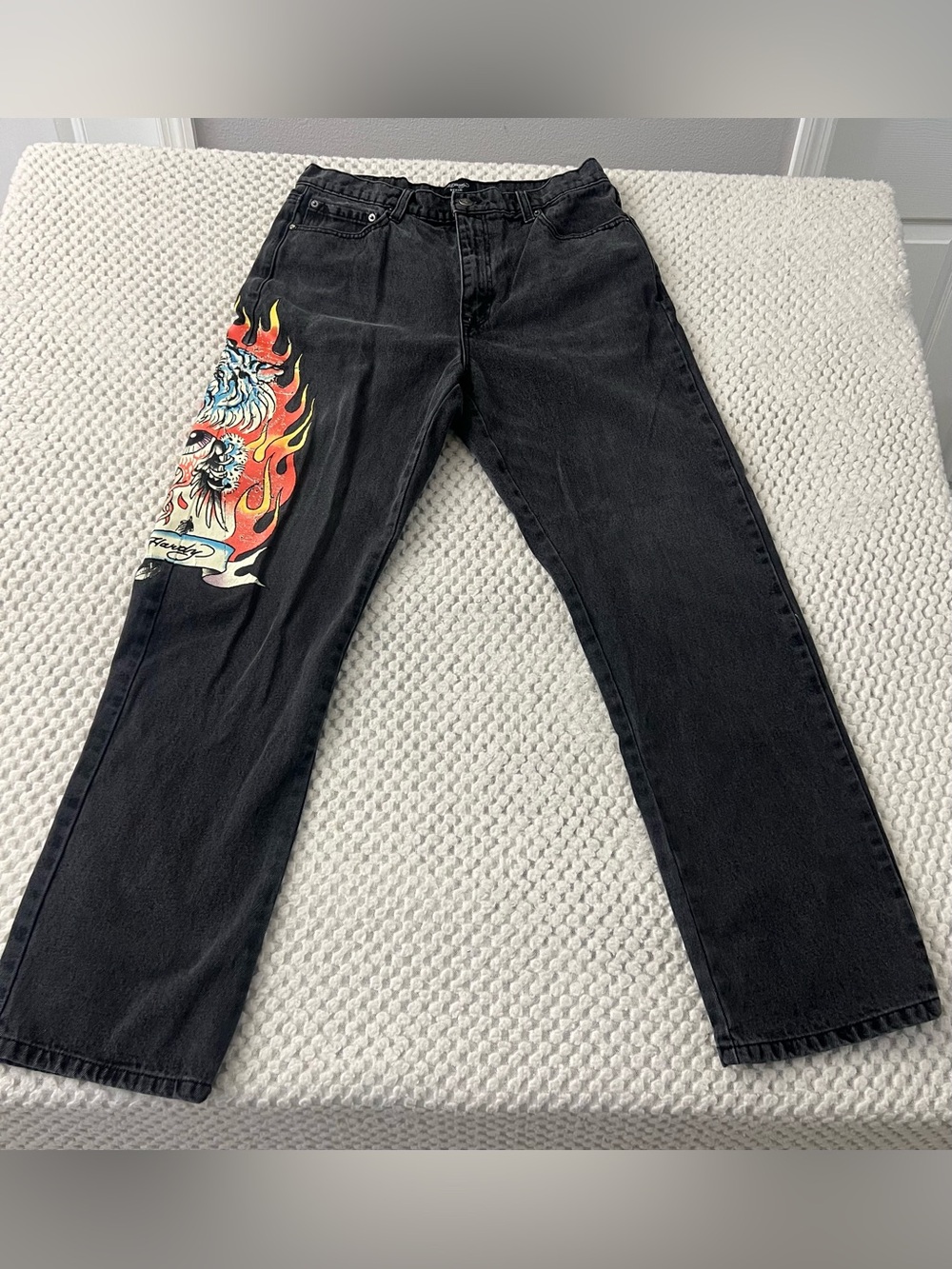 Ed Hardy Men’s Black Dark Wash Straight Fit Mid Rise Graphic Print Denim Jeans
